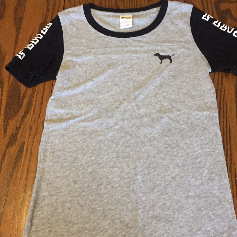 Pink shirt size small